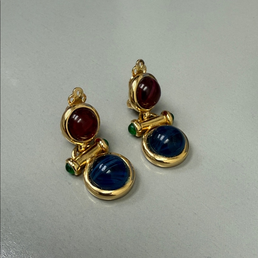 Elegant Gold and Blue Drop Clasp Earrings